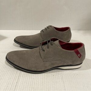 Men’s Royal Shoes Grey Faux Suede Oxford Size 8.5 US!